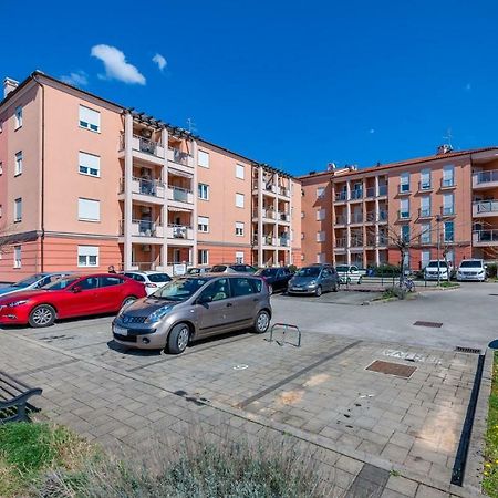 Laura House With Apartment Umag Kültér fotó