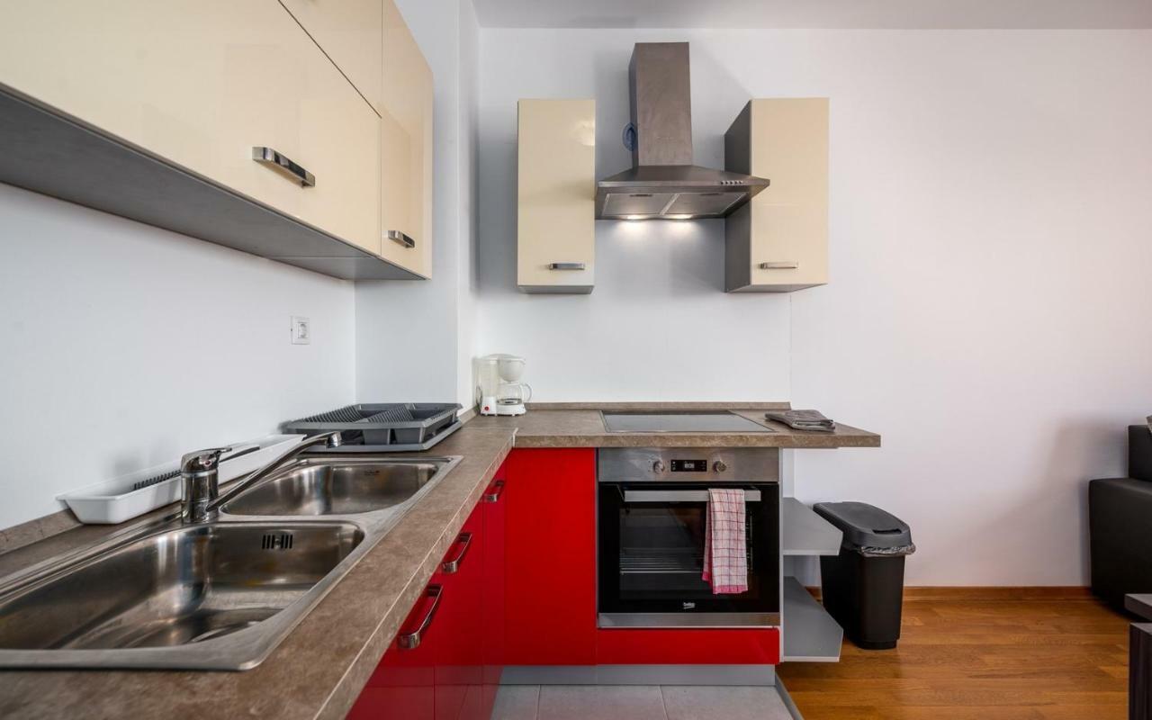 Laura House With Apartment Umag Kültér fotó